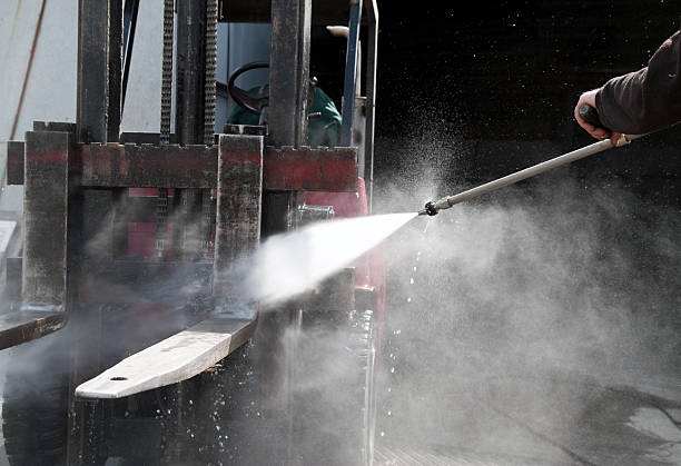 Best Garage Pressure Washing  in Hawthorn Woods, IL